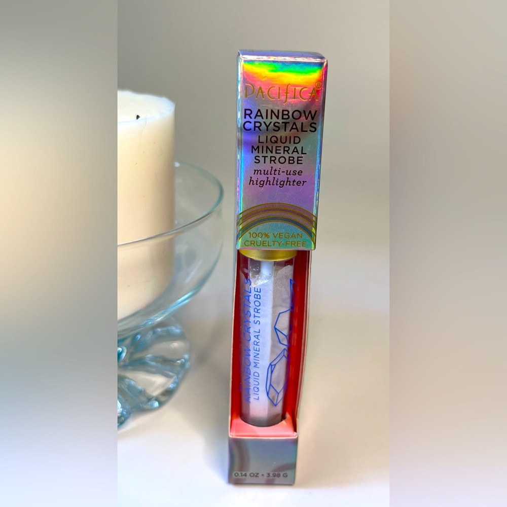 Pacifica Rainbow Crystals Liquid Mineral Strobe Highlighter- Crystal Moon
